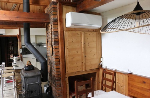 Cadeilhan-Trachere House | Great Pyrenees typical barn furnished with all modern comforts