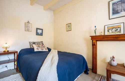 Riec-sur-Belon Bed & Breakfast | Guest Room "Chambre Bleue" with Shared Garden and Wi-Fi