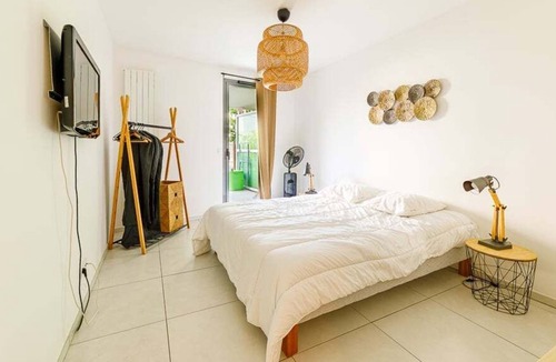 Prado-Perier Apartment | GuestReady - Marseille's Mediterranean Marvel