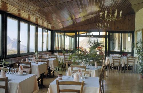 Evisa Hotel | Hôtel Aïtone