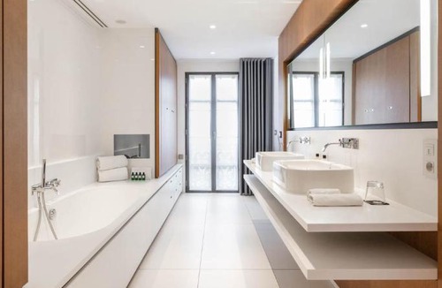 Palais de justice Hotel | Hôtel C2