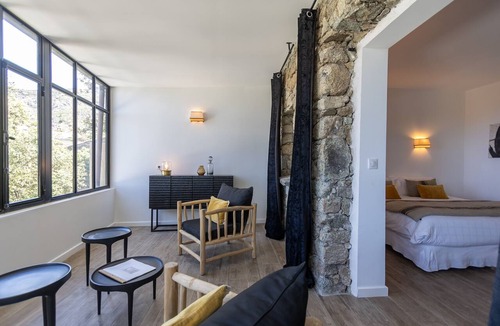Lama Hotel | Hôtel Case Latine