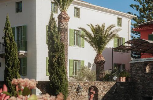 Erbalunga Hotel | Hôtel Demeure Castel Brando