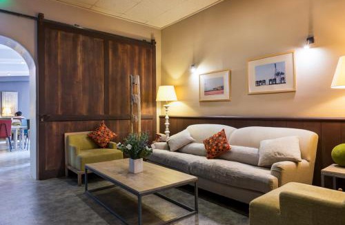 6th Arrondissement Hotel | Hôtel Edmond Rostand