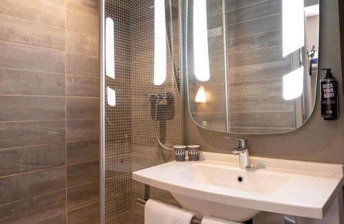Montauban Hotel | Hôtel ibis Montauban