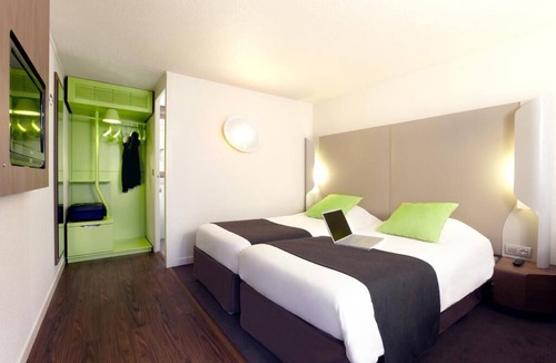 Laval Hotel | Hôtel Inn Design Laval