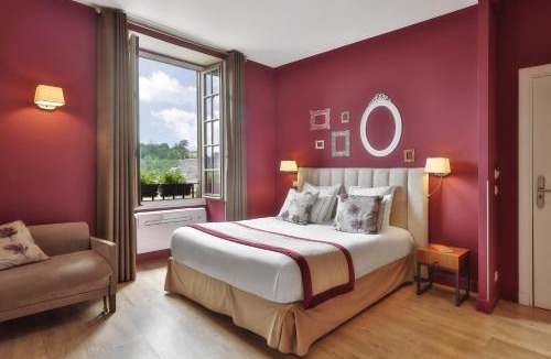 Uzerche Hotel | Hôtel Joyet de Maubec