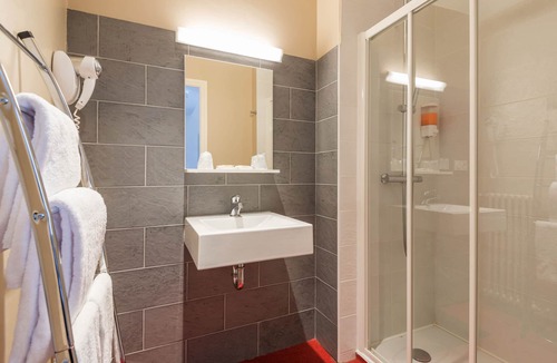 Trie-sur-Baise Hotel | Hôtel - LE LOFT
