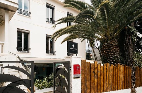 Cap-d'Antibes Hotel | Hôtel Le Petit Castel