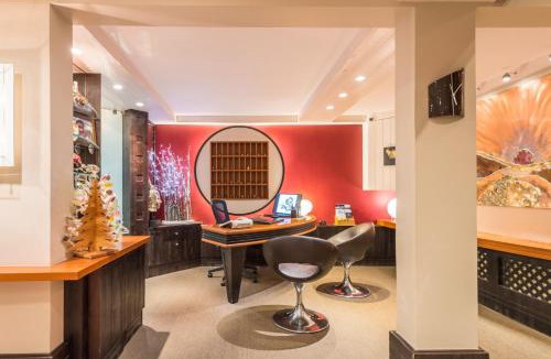 Courchevel Hotel | Hôtel Les Sherpas