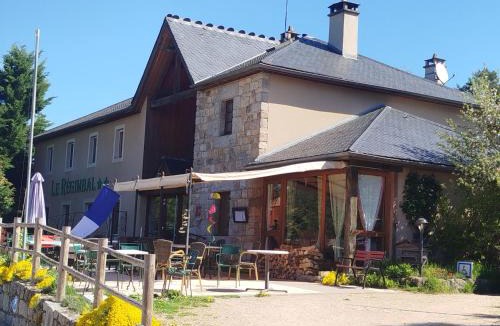 Javols Hotel | Hôtel Restaurant Le Regimbal