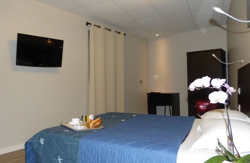 Richebourg - Saint-Clement Hotel | Hôtel Terminus