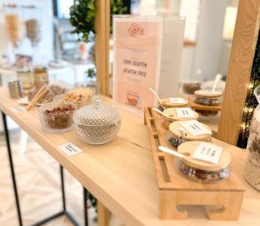 Cannes City Centre Hotel | Hôtel Victoria