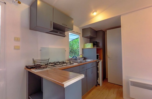 Sainte-Gemme-la-Plaine House | Hazelnut Bungalow (4 people)