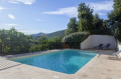 La Londe-les-Maures Villa | High Standing Villa with hill view and sunset - Departure to Porquerolles Island