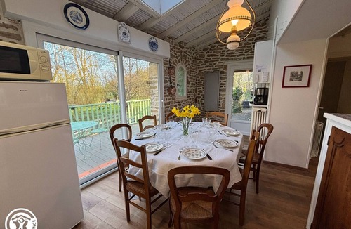 Saint-Vincent-Sterlanges Cottage | Historic Mill with Terrace & Fireplace, Saint-Vincent-Sterlanges