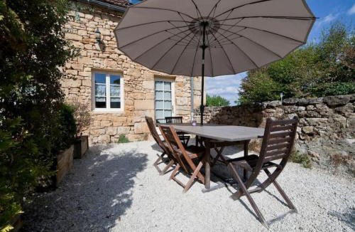 Sainte-Mondane House | Holiday Home Geräumiges Haus - Das Glück in unserem pre by Interhome