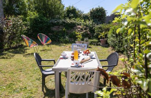 Porspoder House | Holiday Home La Grande Roche by Interhome