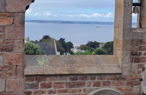 Trebeurden House | Holiday Home 'Maison De Molène' with Sea View