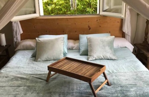 Arbonne House | Holiday Home 'Maison' with Private Pool, Private Terrace and Wi-Fi