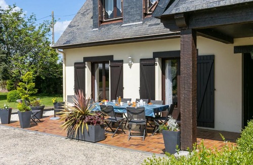 Tregunc House | Holiday Home Villa Rocuet by Interhome