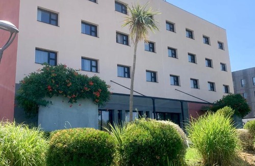 Vitrolles Hotel | Holiday Inn Express - Marseille Airport by IHG