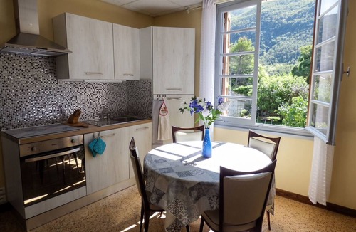 Arles-sur-Tech Apartment | Homerez - Apartment Arles-sur-Tech