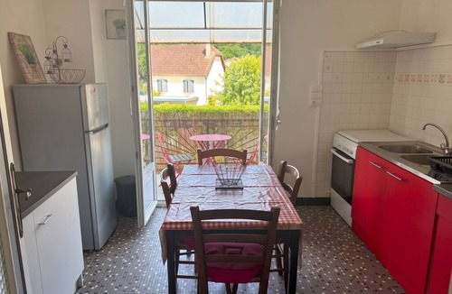 Objat Apartment | Homerez - Apartment Objat