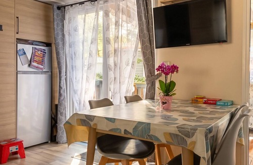 Saint-Brevin-les-Pins House | Homerez - "Bungalow in Saint-Brevin-les-Pins"