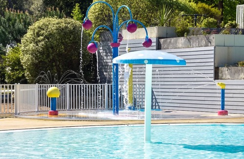 Saint-Brevin-les-Pins House | Homerez - "Bungalow in Saint-Brevin-les-Pins"