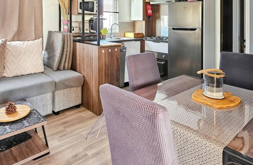 Canet-Plage House | Homerez - Bungalow in Canet-en-Roussillon