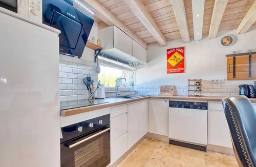 Les Leches House | Homerez - Comfortable house in Les Lèches with garden and terrace