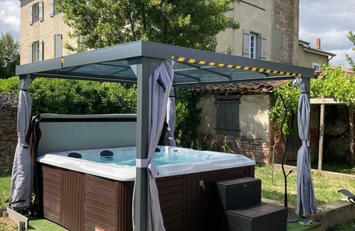 Chateauneuf-de-Galaure House | Homerez - House in Châteauneuf-de-Galaure
