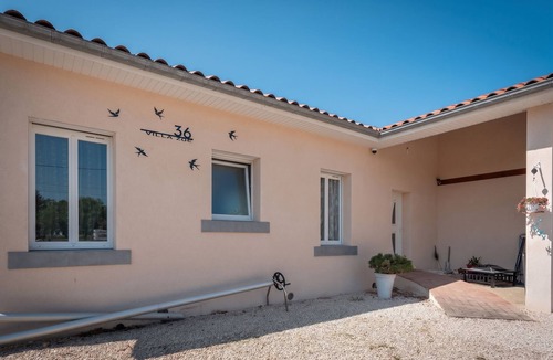 Saint-Laurent-de-Neste Villa | Homerez - Villa in Saint-Laurent-de-Neste