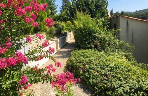 Saint-Martin-de-Bromes House | Homerez - House in Saint-Martin-de-Brômes