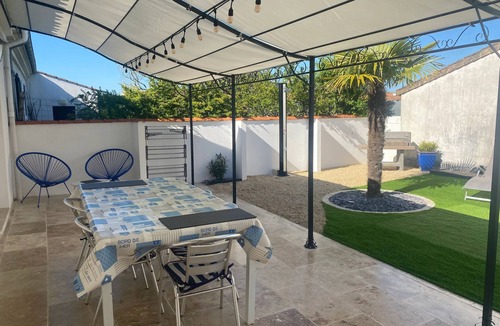 Port District House | Homerez - House Châtelaillon-Plage