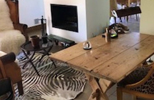 Arbonne House | Homerez - House 3km from the beach for 8 pers. with pool and balcony in Arbonne