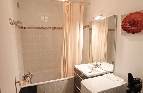 Clermont-Ferrand Apartment | Homerez - Studio in Clermont-Ferrand