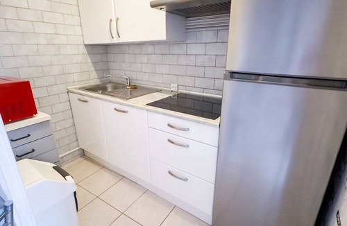 Neris-les-Bains Apartment | Homerez - Studio in Néris-les-Bains