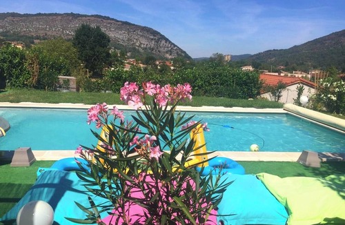 Foix Villa | Homerez - Villa in Foix