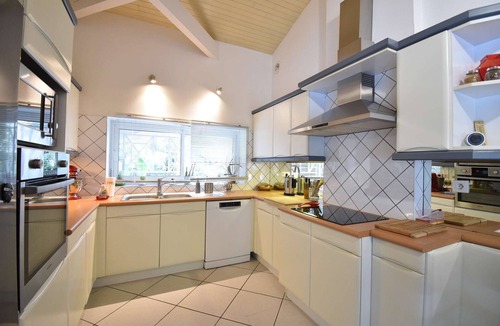 Soorts-Hossegor House | Hossegor “Thaïs”, Pleasant villa with swimming pool for 8 people.
