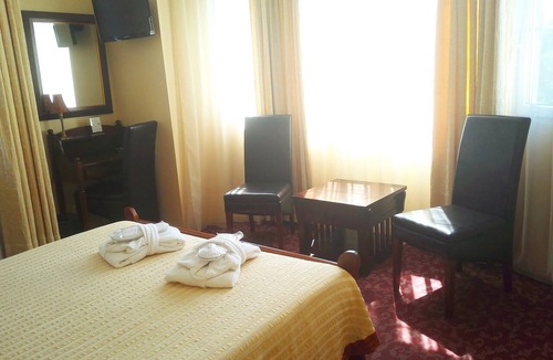 Cannes Hotel | Hotel Alexandre III