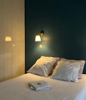 Buis-les-Baronnies Hotel | Hotel - Bar - LES PASSIONS