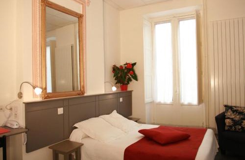 Cauterets Hotel | Hotel Christian