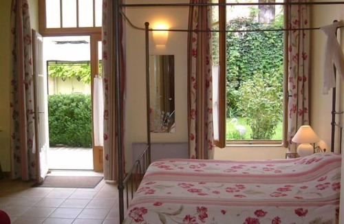 Aulnay Hotel | Hotel du Donjon