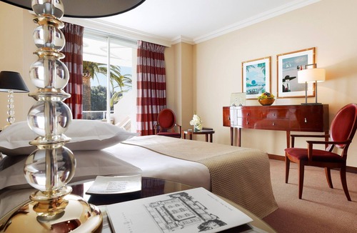 Juan-les-Pins Hotel | Hotel Juana