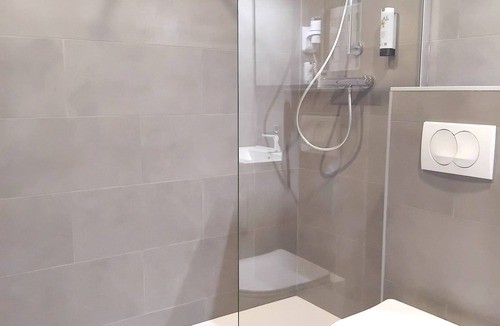 Les Sept Chemins Hotel | Hotel Le Bratoria
