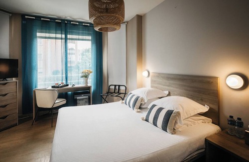 Cap-d'Antibes Hotel | Hotel Le Petit Castel