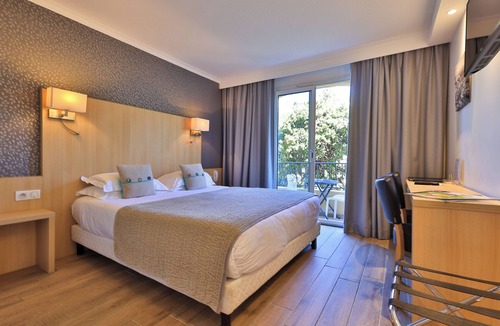 Sainte-Maxime City Centre Hotel | Hotel Le Petit Prince