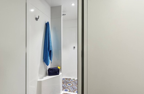 Change Hotel | hotelF1 Laval
